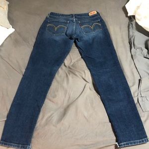 Dark wash Levi jeans